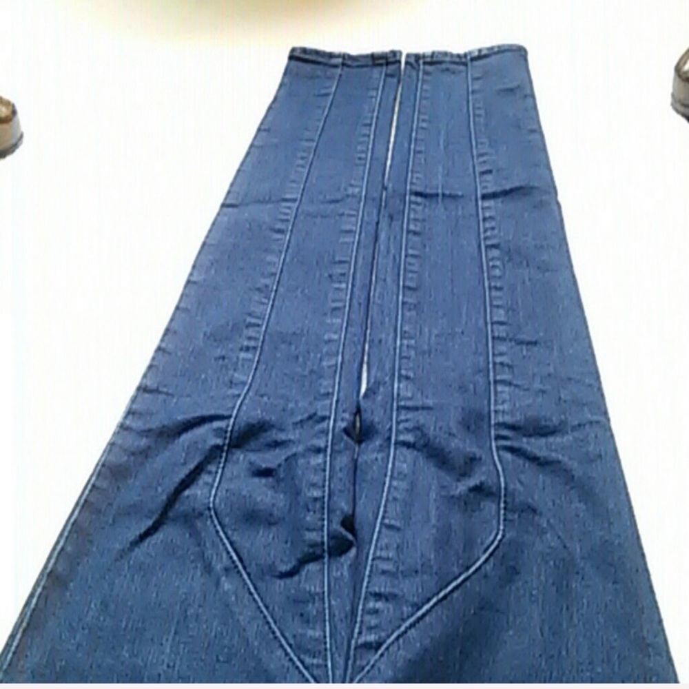 Volcom Jeans - Picture 8 of 8